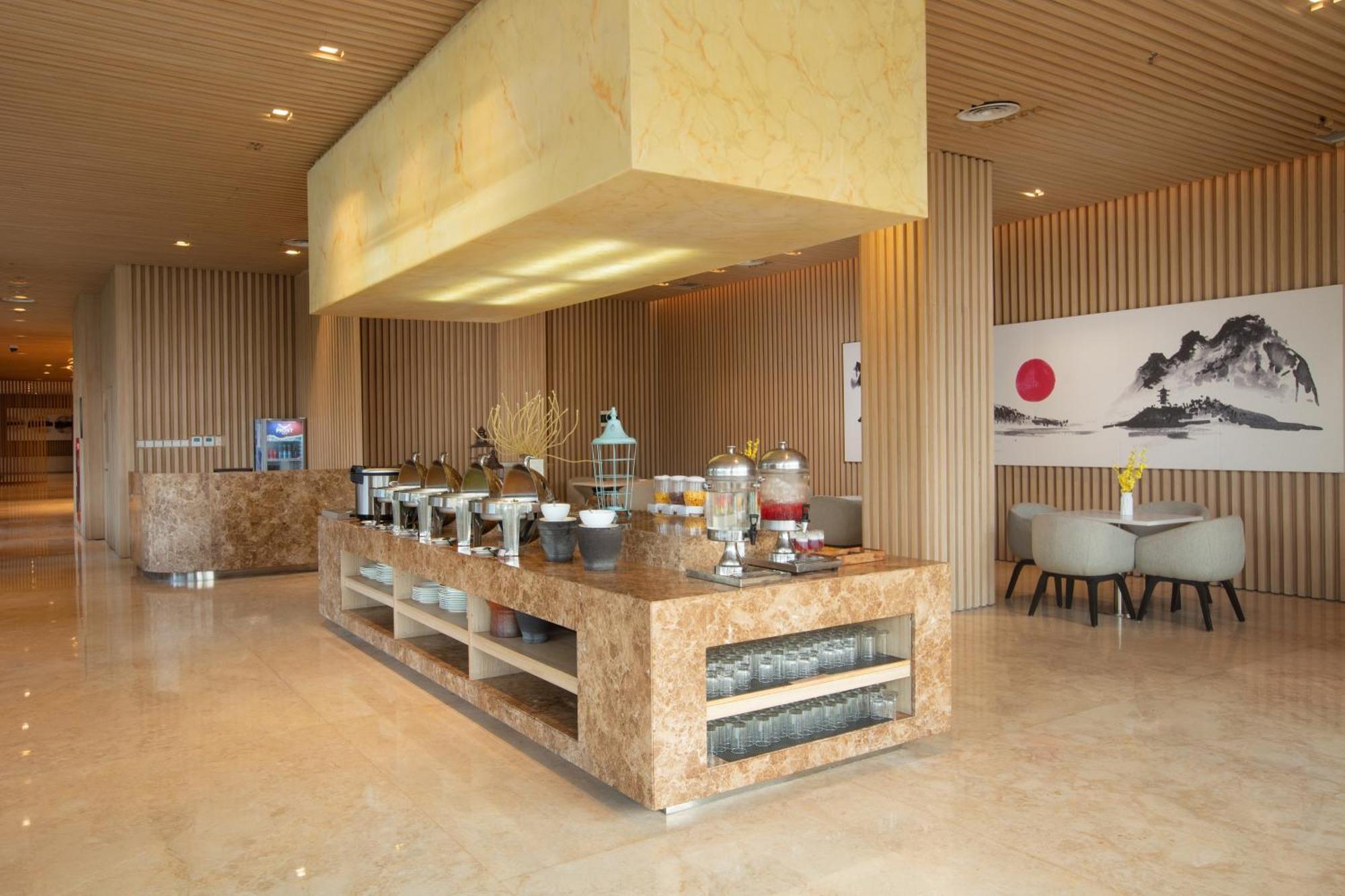 Hotel Louis Kienne Chadstone Cikarang à Bekasi Extérieur photo